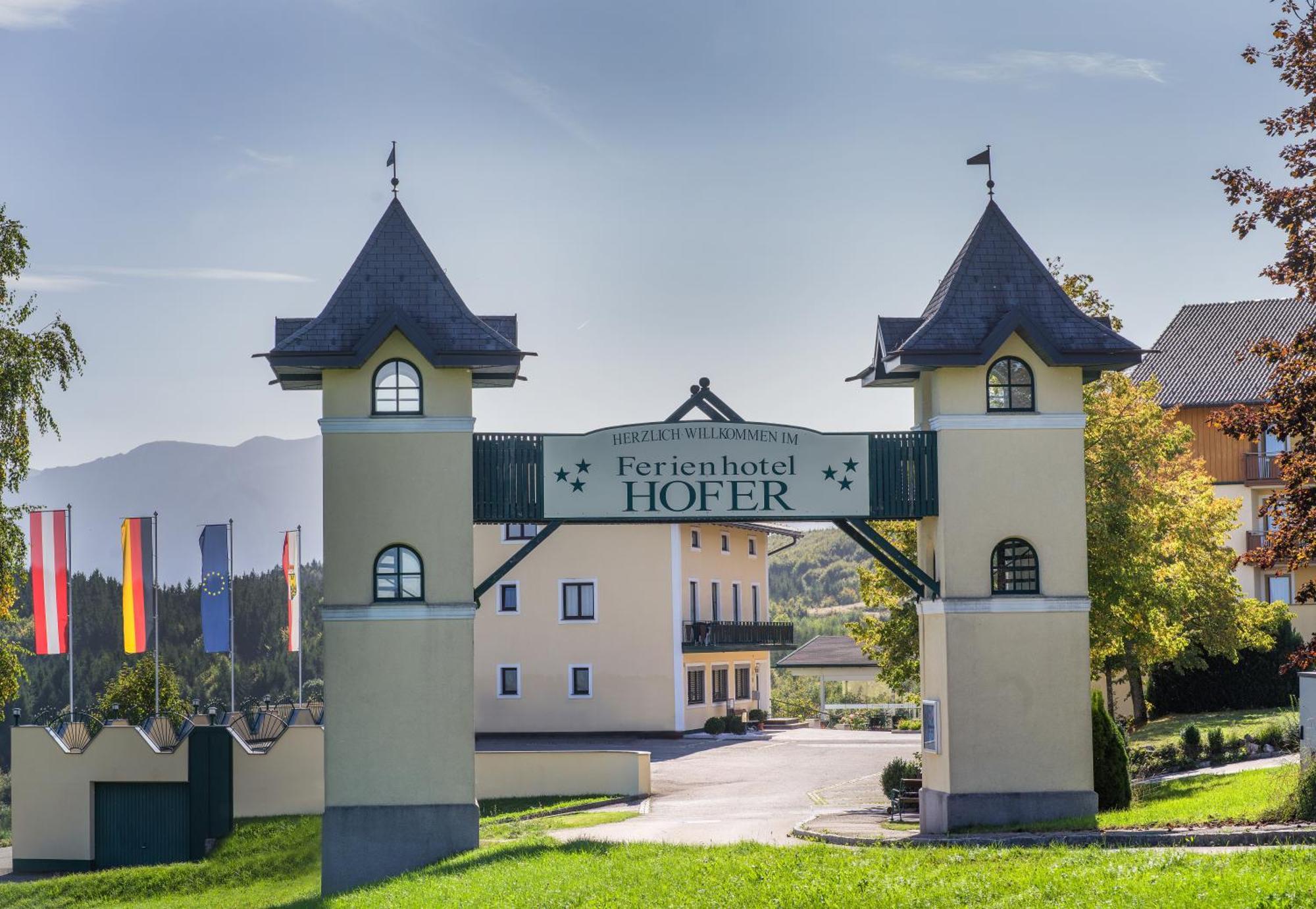 Ferienhotel Hofer Superior Strass im Attergau Екстер'єр фото