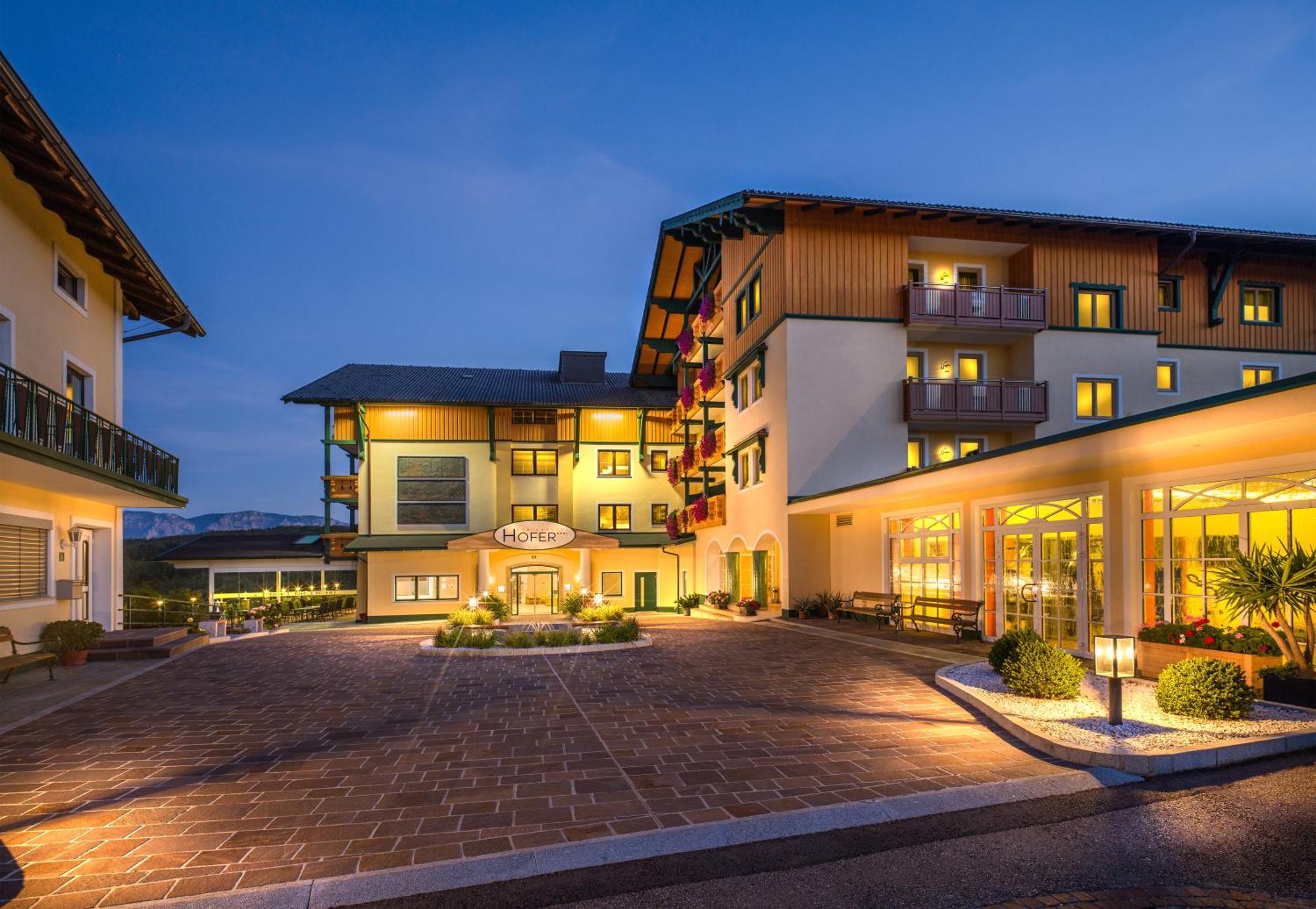 Ferienhotel Hofer Superior Strass im Attergau Екстер'єр фото