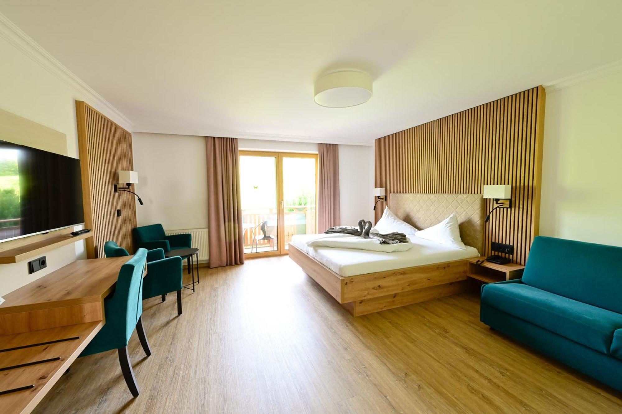 Ferienhotel Hofer Superior Strass im Attergau Екстер'єр фото